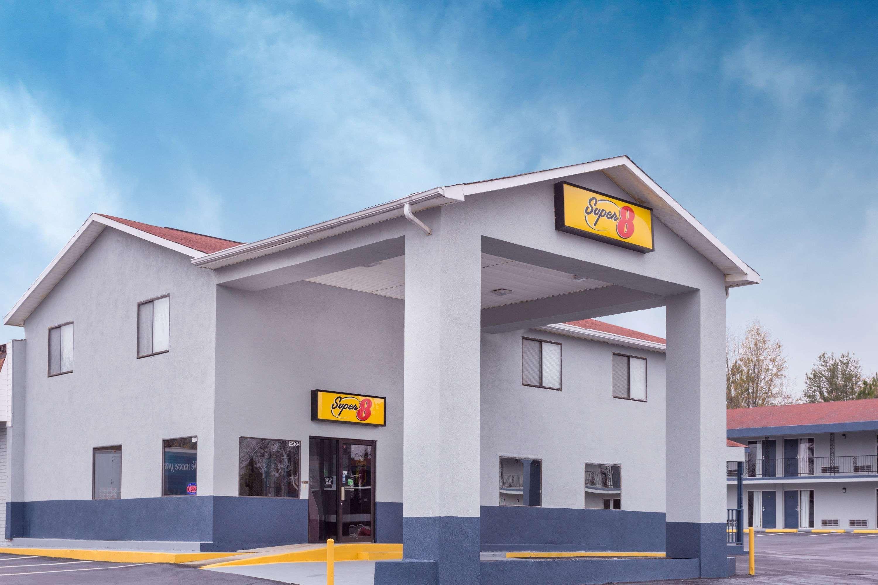 Super 8 By Wyndham Locust Grove Exterior foto