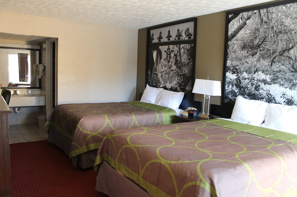 Super 8 By Wyndham Locust Grove Exterior foto
